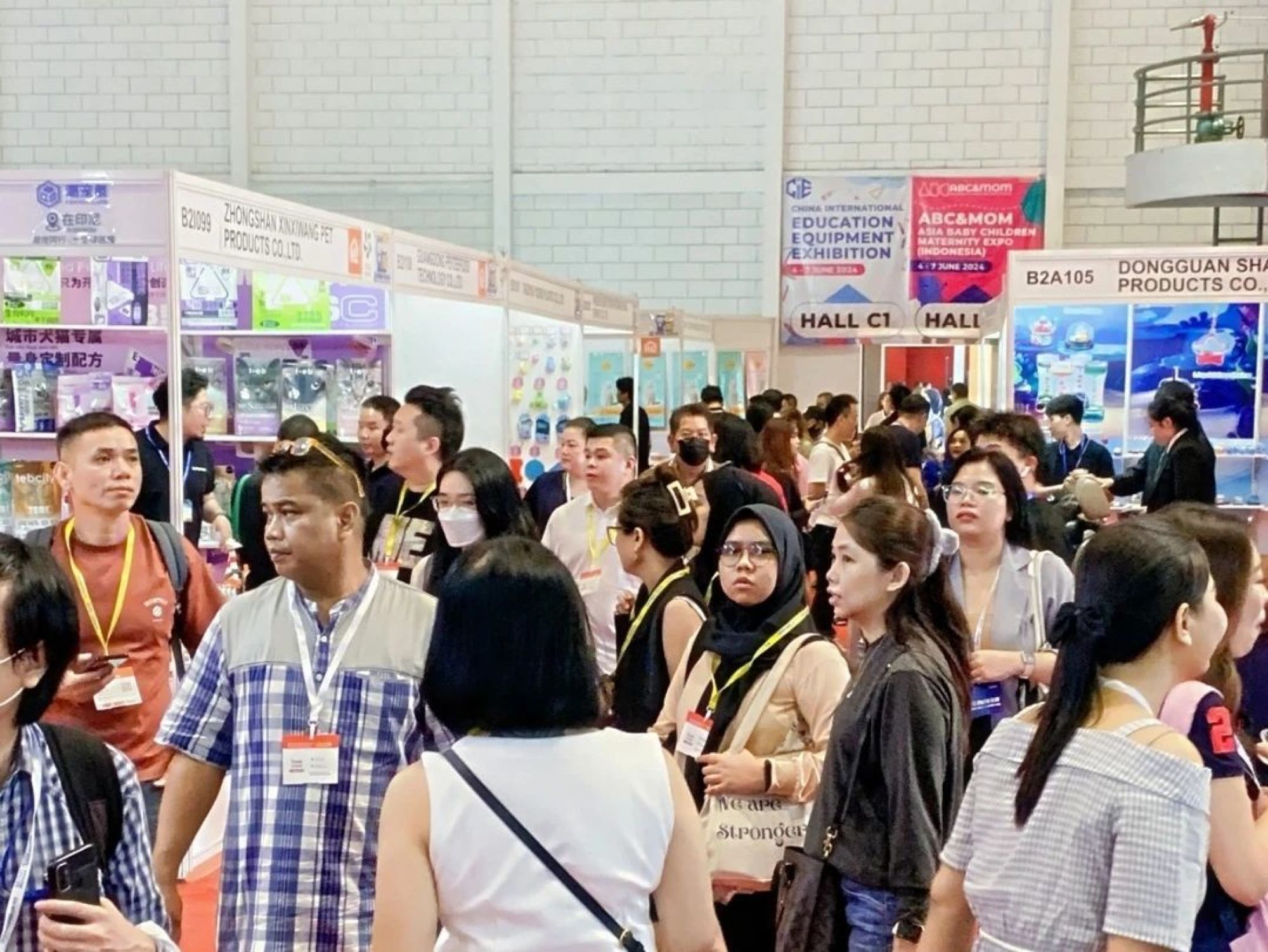 HOMELIFE Indonesia International Home & Gifts Exhibition